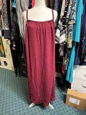 💐 Women's Burgundy Maxi Skirt with Adjustable Waist